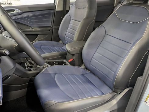 New 2025 Volkswagen Taos SEL image 18