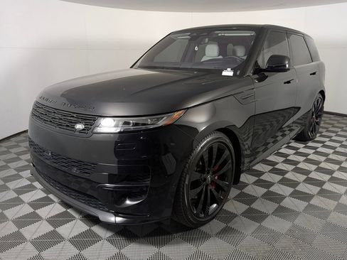 Used 2023 Land Rover Range Rover Sport SE Dynamic image 1
