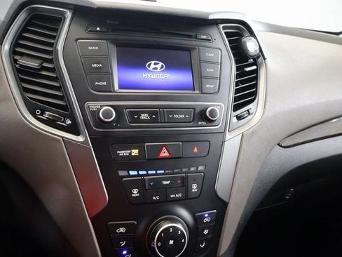 Used 2018 Hyundai Santa Fe Sport AWD/4WD image 18