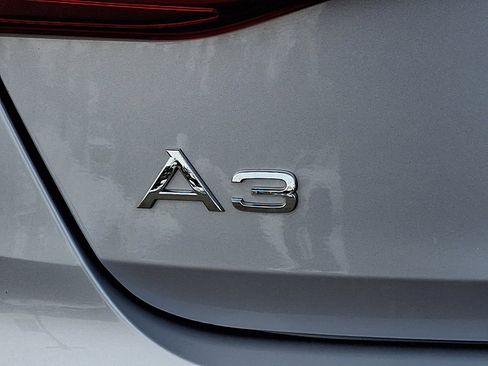 Used 2023 Audi A3 2.0T Premium image 17