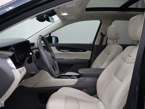 Used 2021 Cadillac XT6 Premium Luxury w/ LPO, Floor Liner Package image 14