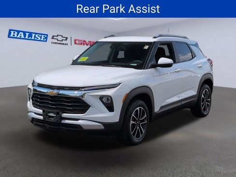 Used 2024 Chevrolet TrailBlazer LT AWD/4WD image 8