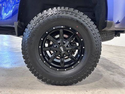 Used 2015 Chevrolet Colorado Z71 image 11