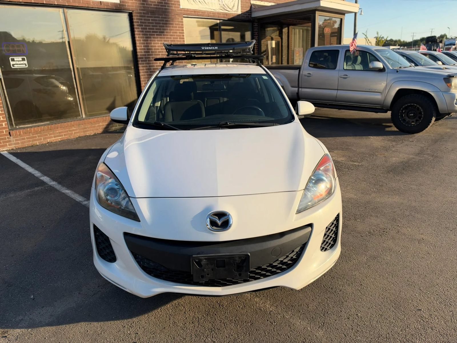 Used 2012 MAZDA MAZDA3 i Touring FWD image 5