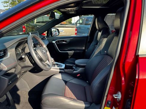 Used 2022 Toyota RAV4 XSE image 13