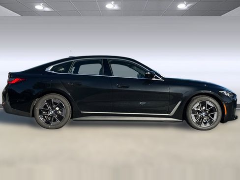 Used 2025 BMW i4 eDrive40 w/ Premium Package RWD image 7