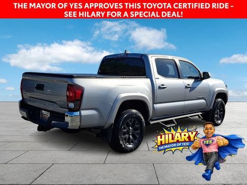 Certified 2020 Toyota Tacoma SR5 AWD/4WD image 8