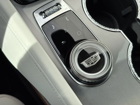 Used 2026 Cadillac Vistiq Sport image 30