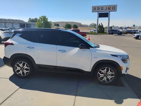 Used 2021 Kia Seltos SX AWD/4WD image 4