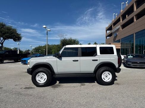 Used 2026 Ford Bronco Heritage Edition AWD/4WD image 2