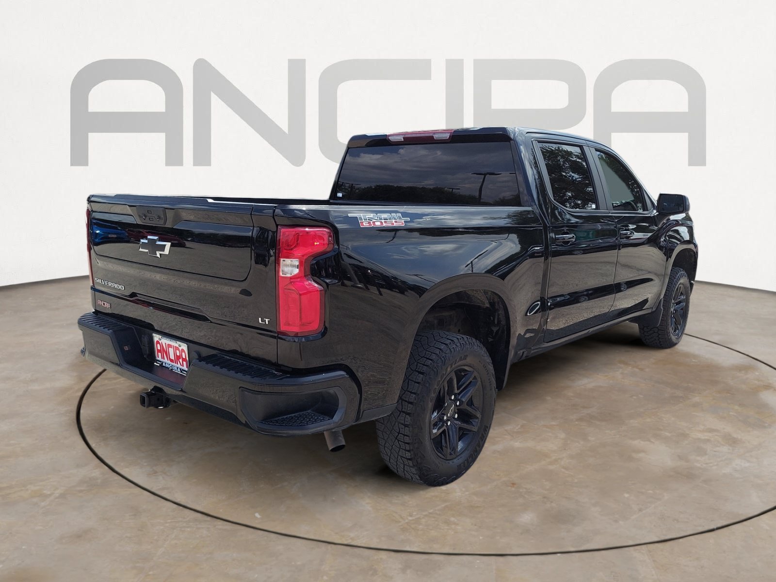 Used 2023 Chevrolet Silverado 1500 LT Trail Boss AWD/4WD image 7