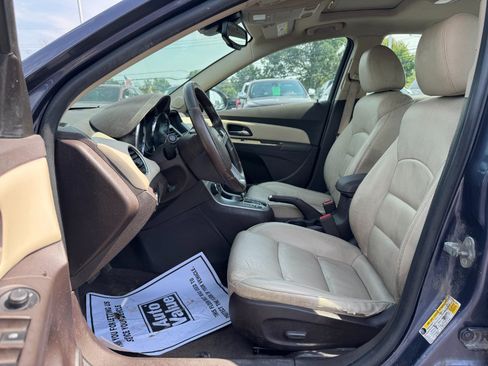 Used 2014 Chevrolet Cruze LT w/ Sun, Sound and Sport Package FWD image 15