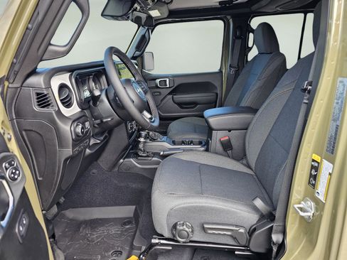 New 2025 Jeep Wrangler Unlimited Sport image 15