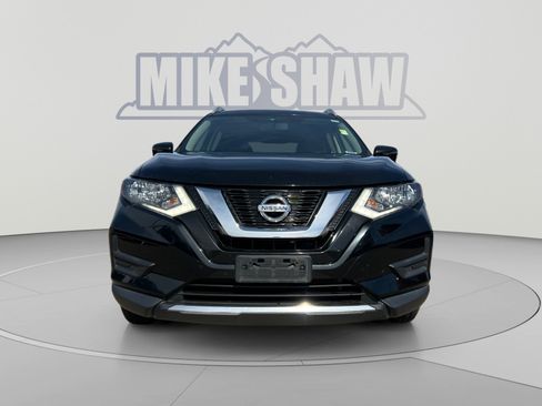 Used 2017 Nissan Rogue SV AWD/4WD image 8