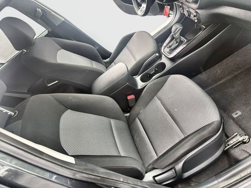 Used 2024 Kia Soul LX w/ Option Group 015 FWD image 34