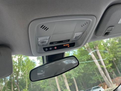 Used 2019 Chevrolet Malibu LT FWD image 32