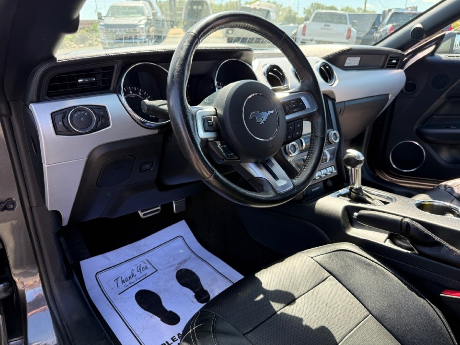 Used 2015 Ford Mustang Premium RWD image 17