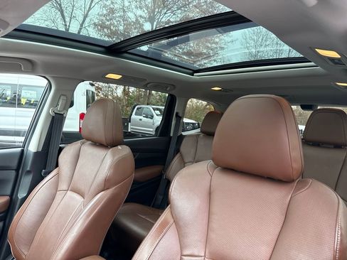 Used 2019 Subaru Ascent Touring w/ Popular Package #3 image 40