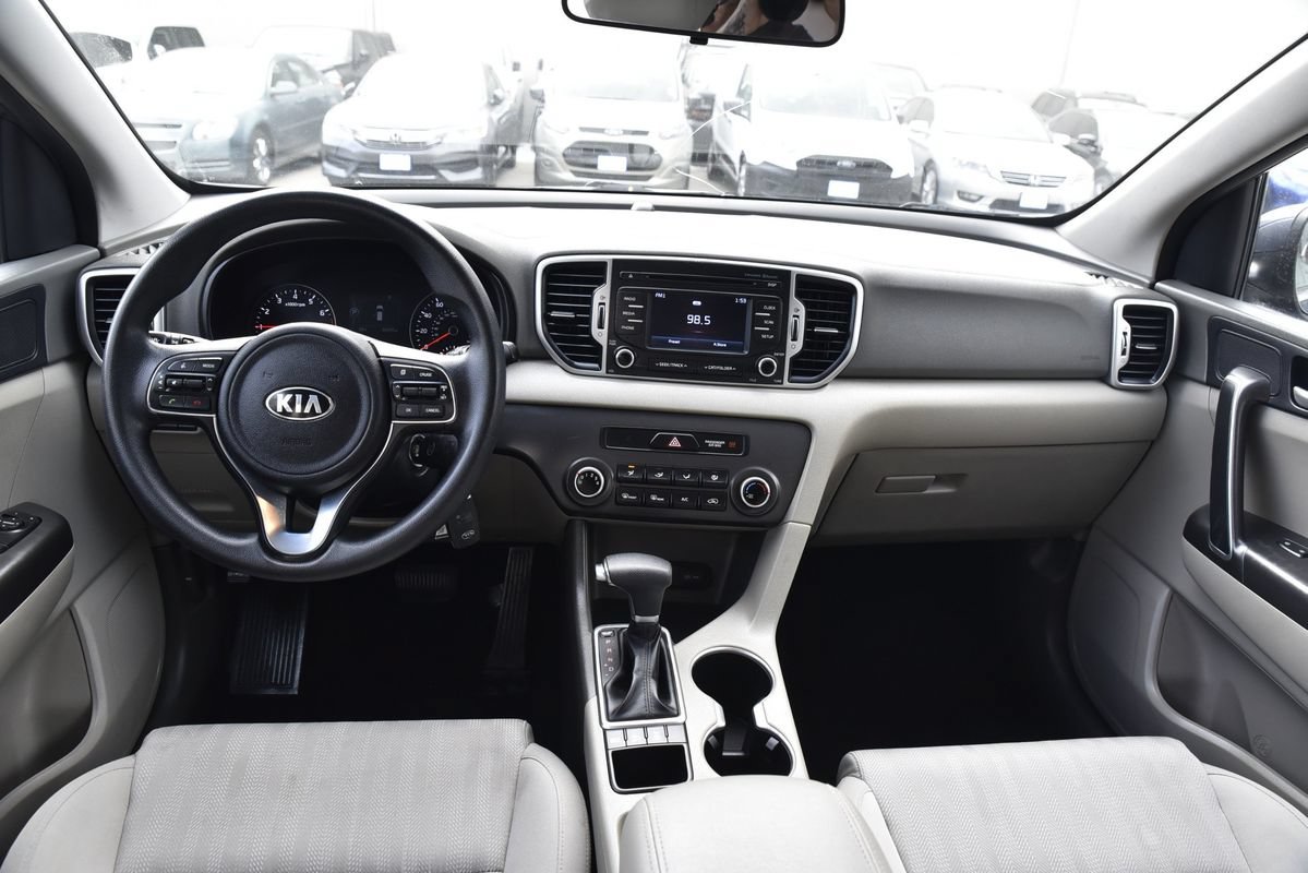 Used 2017 Kia Sportage LX AWD/4WD image 16