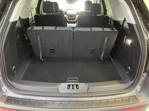Used 2026 Ford Explorer Active RWD image 30