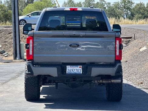 Used 2023 Ford F250 Lariat w/ Lariat Ultimate Package AWD/4WD image 4