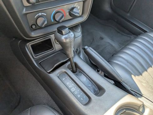 Used 2002 Chevrolet Camaro Z28 w/ SS Performance/Appearance Pkg image 21