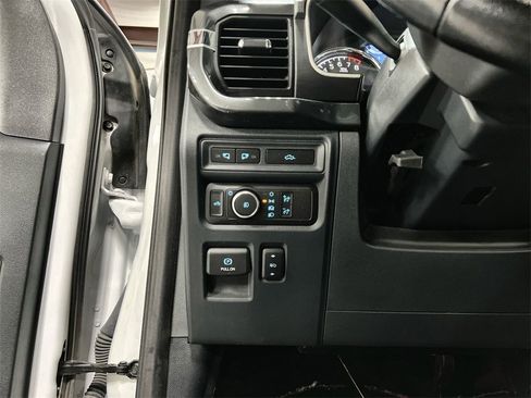 Used 2022 Ford F150 XLT w/ Equipment Group 302A High image 13