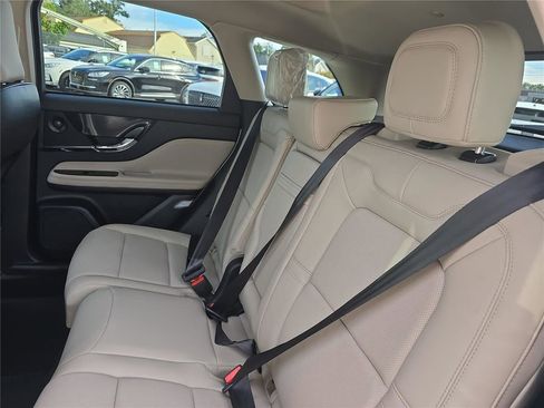 New 2026 Lincoln Corsair Reserve FWD image 10