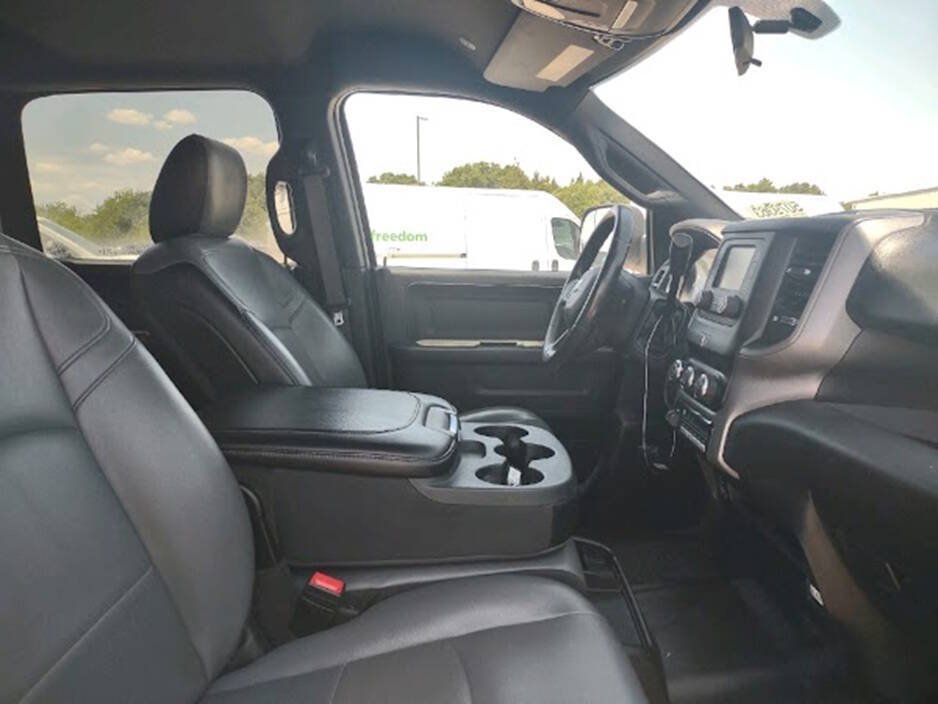 Used 2022 RAM 5500 Tradesman w/ Max Tow Package AWD/4WD image 19