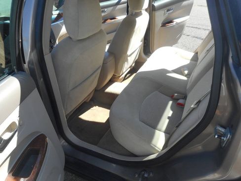 Used 2006 Buick LaCrosse CX FWD image 12