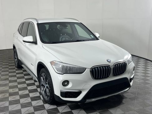 Used 2018 BMW X1 xDrive28i image 3