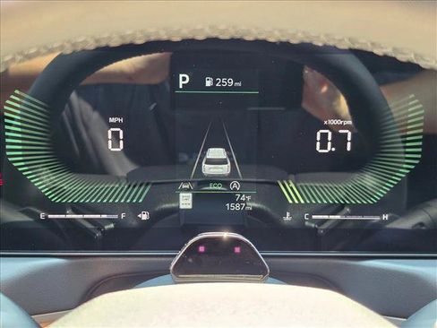 Used 2027 Kia Telluride S w/ Towing Package AWD/4WD image 29