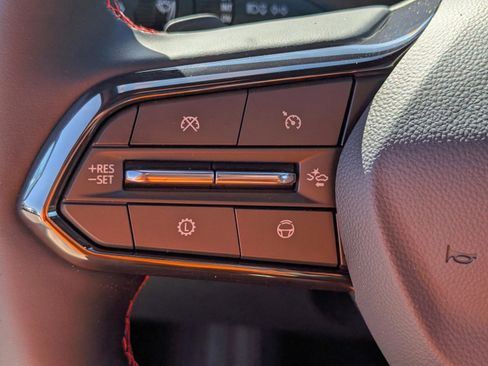 New 2026 Chevrolet Traverse RS image 20