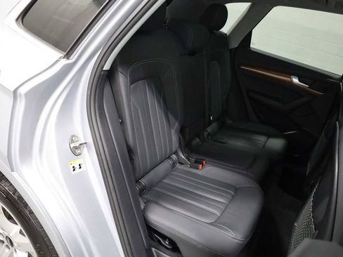 Used 2023 Audi Q5 2.0T Premium w/ Convenience Package image 35