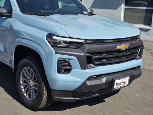 New 2025 Chevrolet Colorado LT w/ LT Convenience Package image 8