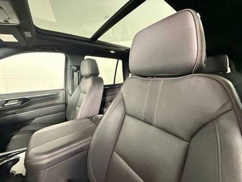 Used 2025 Chevrolet Tahoe RST w/ Comfort Package AWD/4WD image 9