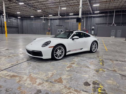 Used 2020 Porsche 911 Carrera w/ Sport Chrono Package RWD image 21