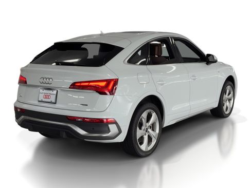 Certified 2023 Audi Q5 2.0T Premium Plus w/ Premium Plus Package image 9