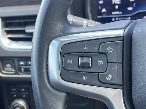 Used 2023 Chevrolet Tahoe Z71 w/ Luxury Package AWD/4WD image 25