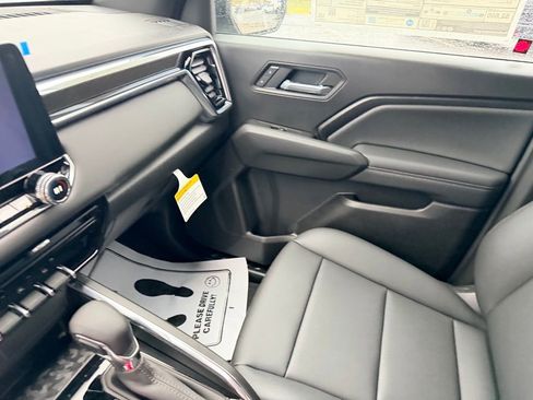 New 2026 GMC Canyon Elevation w/ Convenience Package image 30