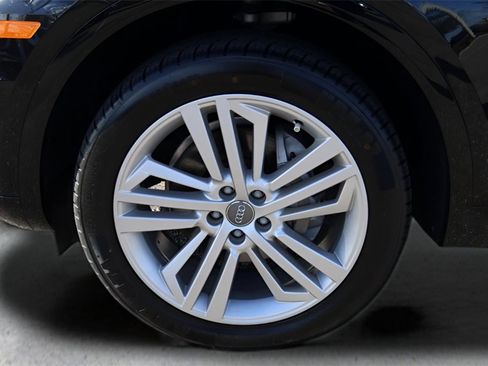 Used 2019 Audi Q5 2.0T Premium Plus w/ Premium Plus Package image 9