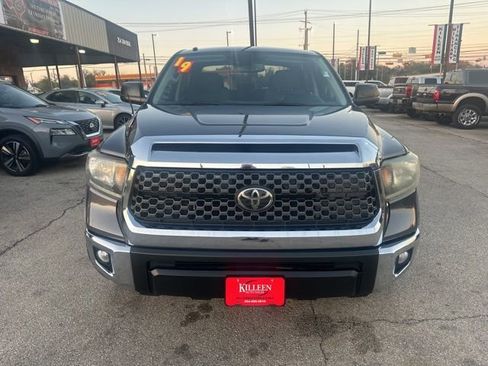 Used 2019 Toyota Tundra SR5 w/ SR5 Upgrade Package image 3