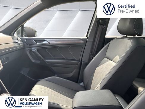 Used 2024 Volkswagen Tiguan SE R-Line AWD/4WD image 19