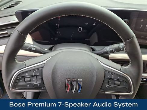 Used 2025 Buick Encore GX Avenir w/ Avenir Technology Package AWD/4WD image 4