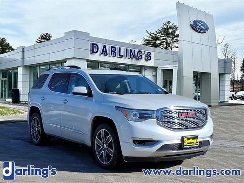 Used 2017 GMC Acadia Denali w/ Technology Package image 3