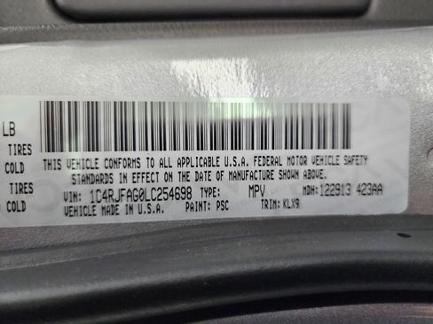 Used 2020 Jeep Grand Cherokee Altitude image 52