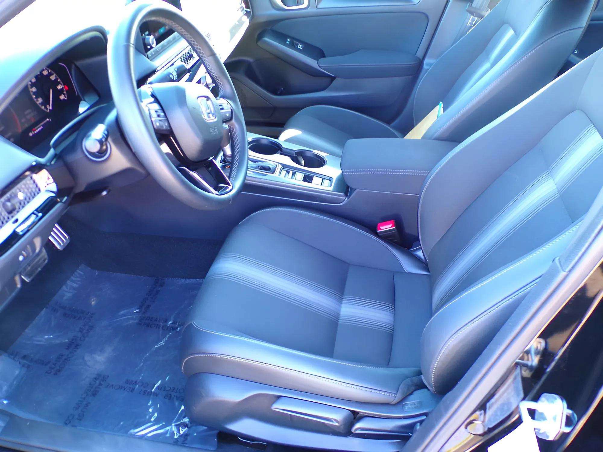 Used 2025 Honda Civic Sport image 21
