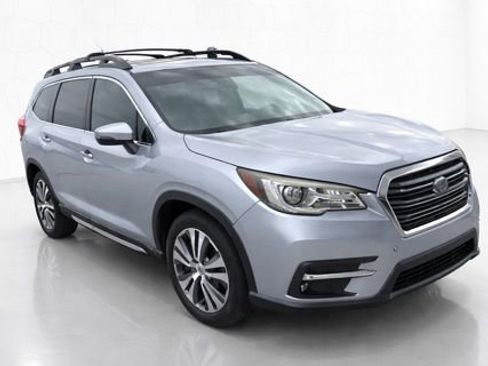 Used 2019 Subaru Ascent Limited image 1