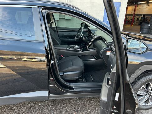 Used 2024 Hyundai Tucson Blue image 34