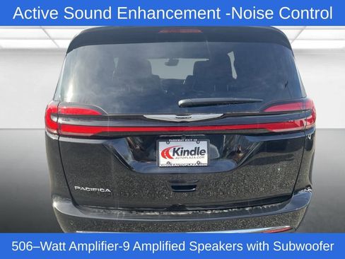 New 2026 Chrysler Pacifica Select image 26